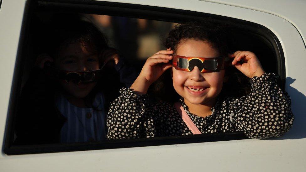 Children in Mexico ready for the eclipse