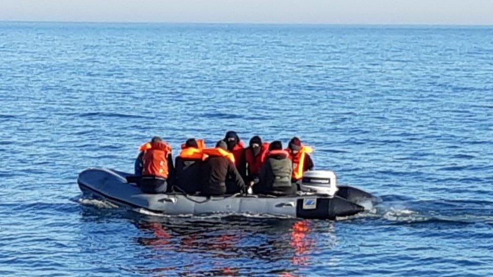 Boat carrying nine migrants