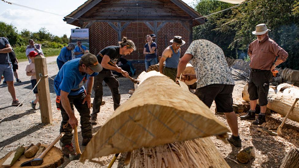 Boat builders, Stanwick Lakes