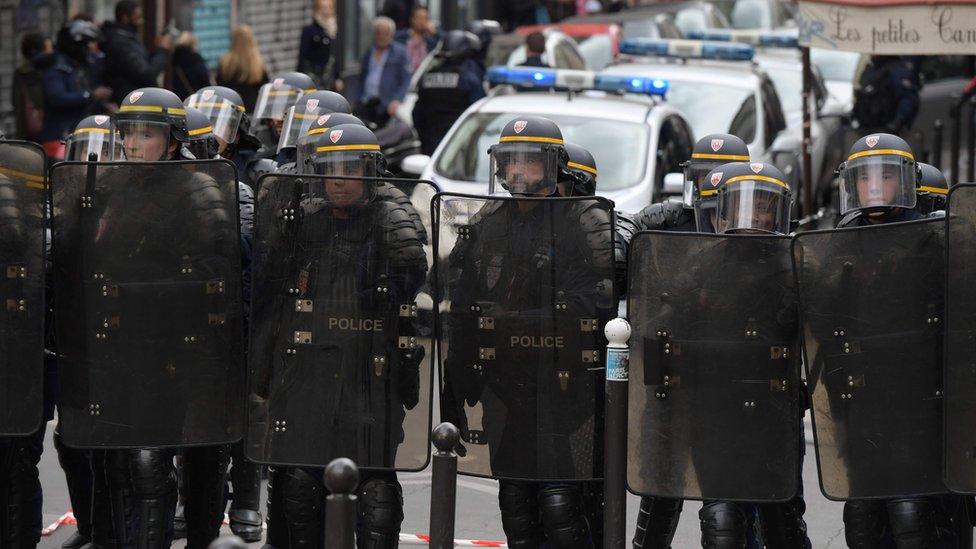 police at union demonstration