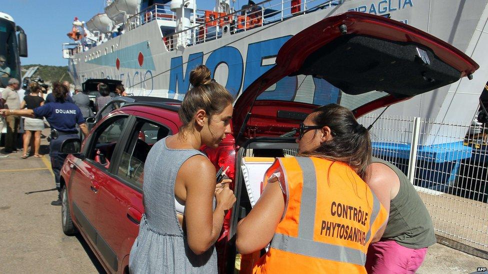 Inspection at port of Bonifacio, 29 Jul 15