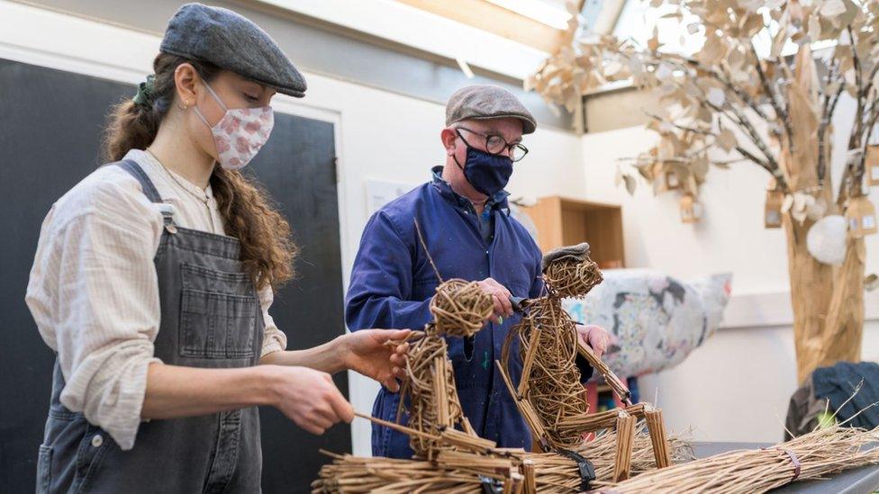 Taunton Brewhouse willow making workshop