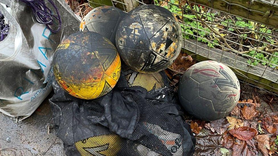 burnt balls