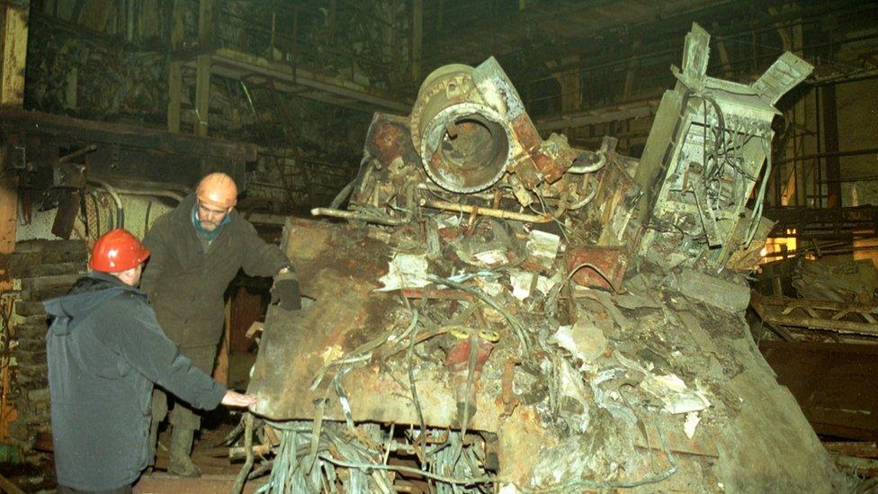 The Kursk wreck in 2002