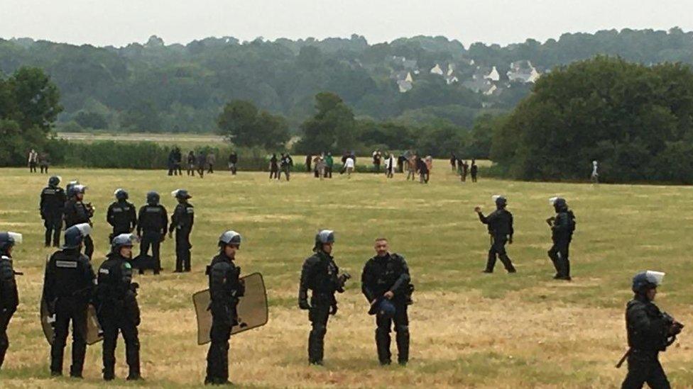 police officers in Redon