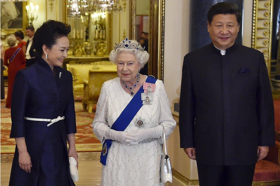 The Queen with China President Xi Jinping and his wife Peng Liyuan