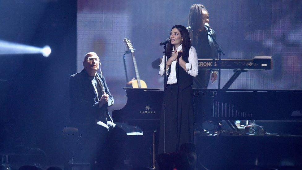 Lorde performs on stage during a tribute to David Bowie at the BRIT Awards 2016