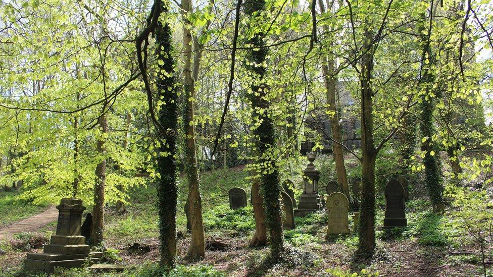 Graves at Sheffield General Cemtery