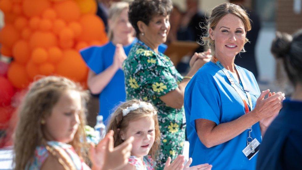 nurse-and-children.