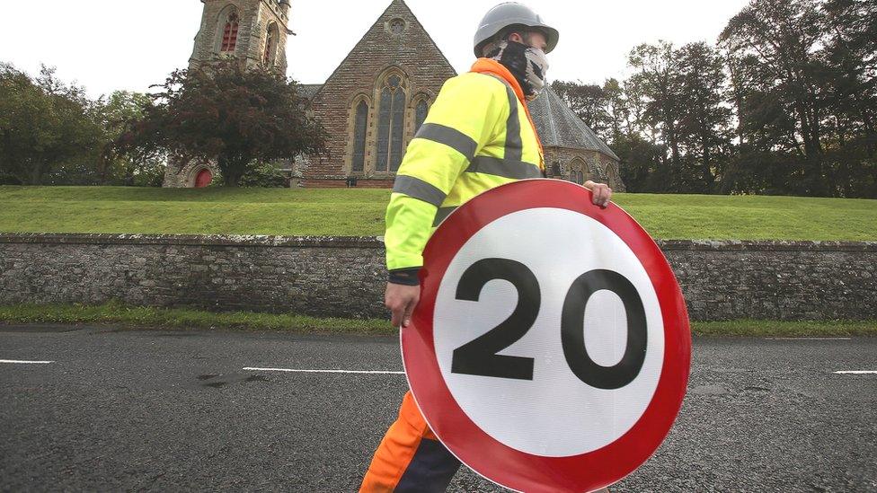 20mph sign