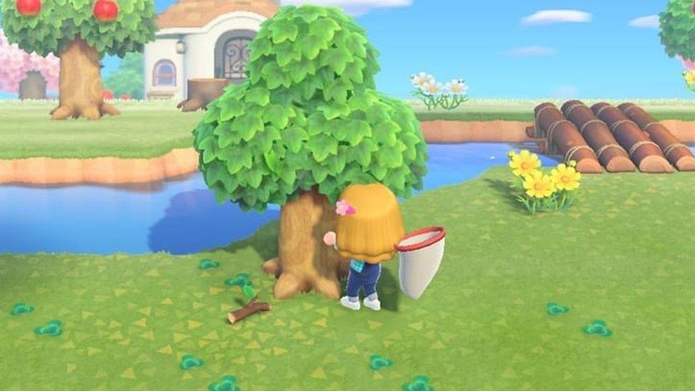 animal-crossing-shake-trees.