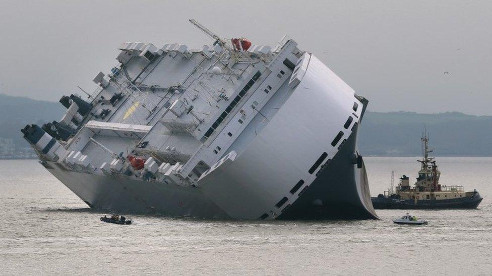 Hoegh Osaka stranded