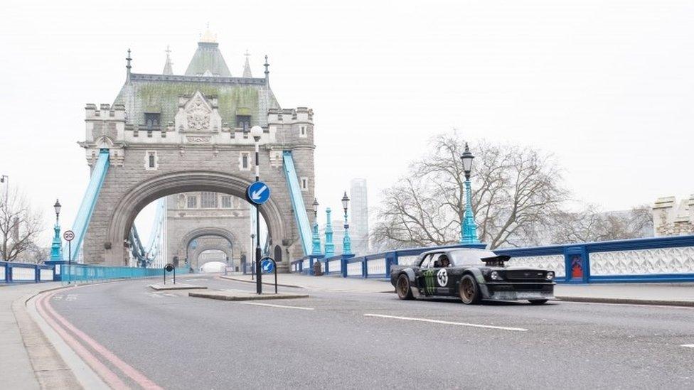 Matt LeBlanc at Tower Bridge