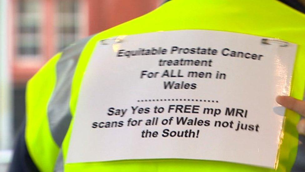 A sign reading "say yes to free mp MRI scans for all of Wales not just the south"