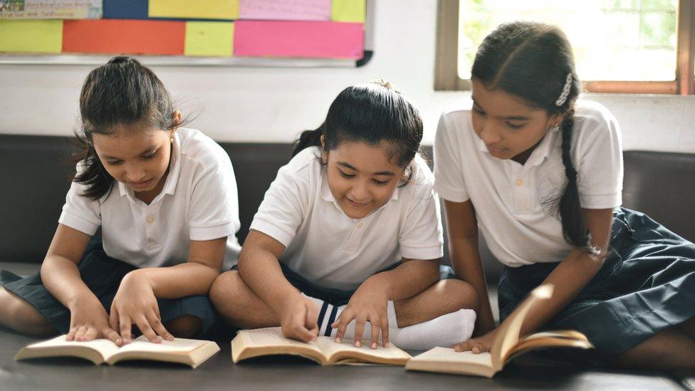 School children reading