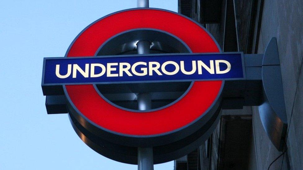 London Underground roundel