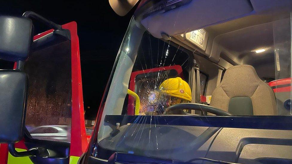 Smashed window in a fire appliance