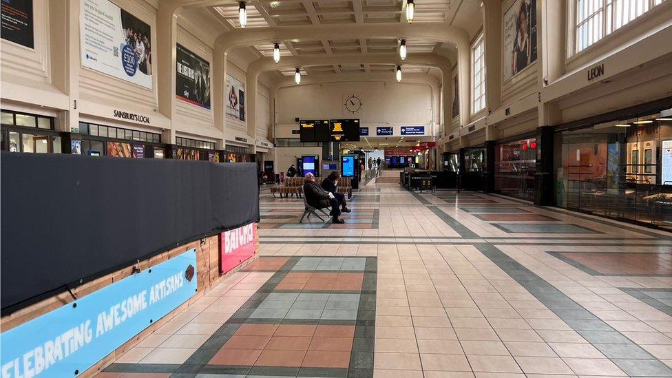 Leeds railway station