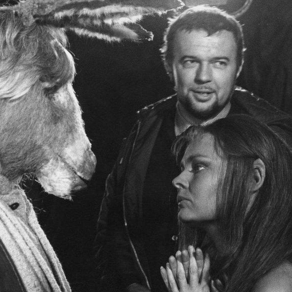 Peter Hall with Judi Dench in a 1968 Midsummer Night's Dream