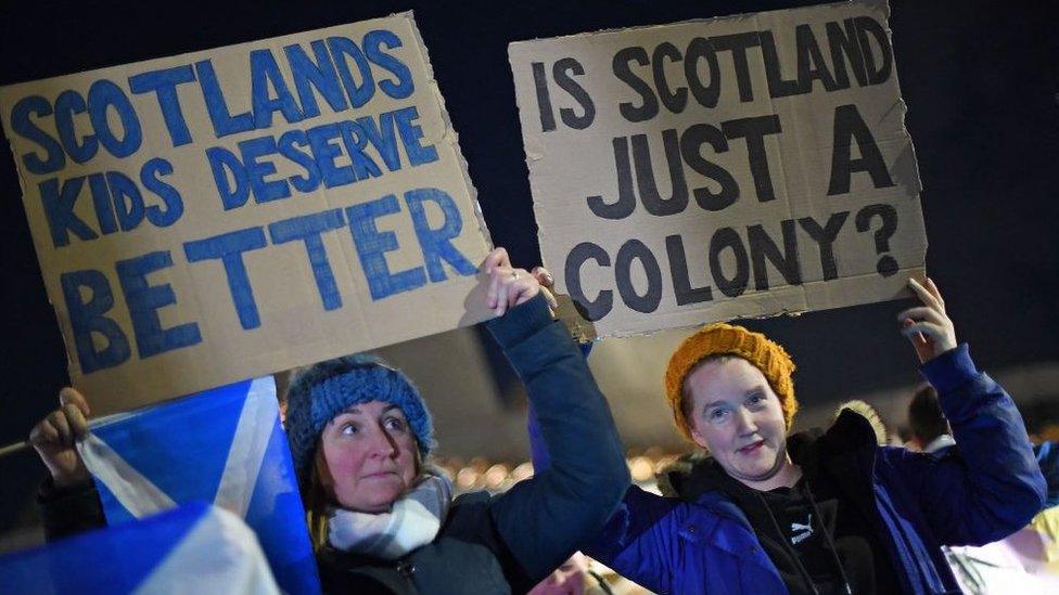 Independence supporters in Edinburgh