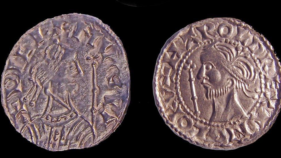 William and Harold (r) coins