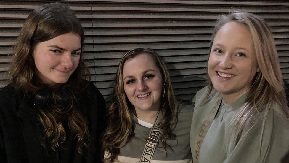 Elena Turpin (L) met Kirsty Finch (C) and Zani Bibey (R) in the queue