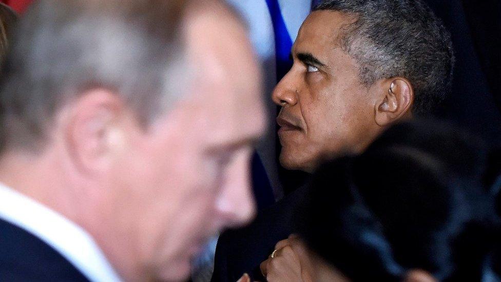 Russian President Vladimir Putin (L) and US President Barack Obama (R) at the United Nations headquarters in New York, 28 September 2015.