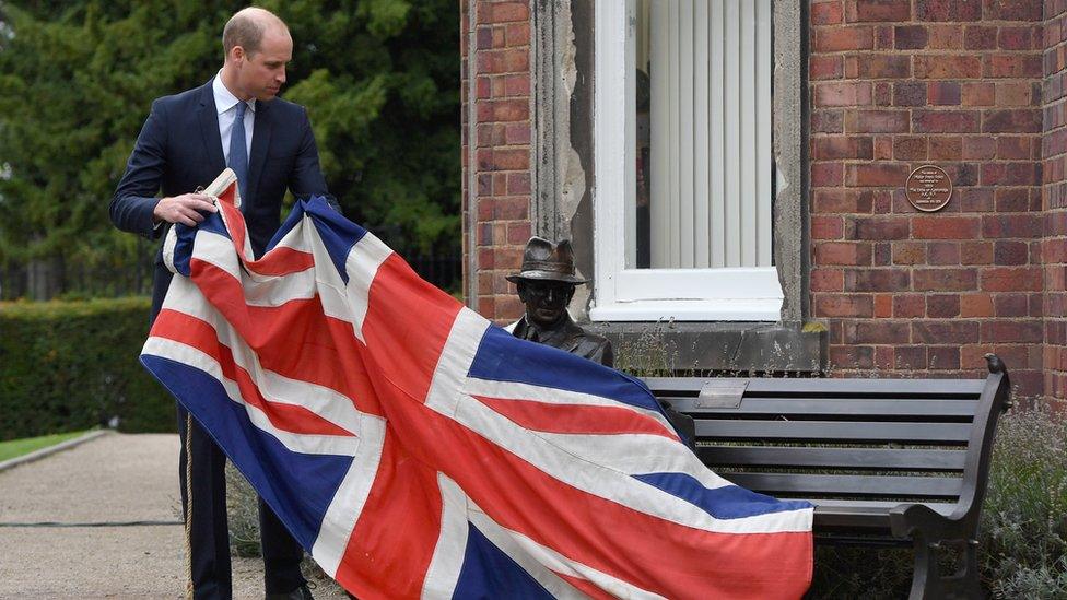 Prince William unveils statue of Frank Foley