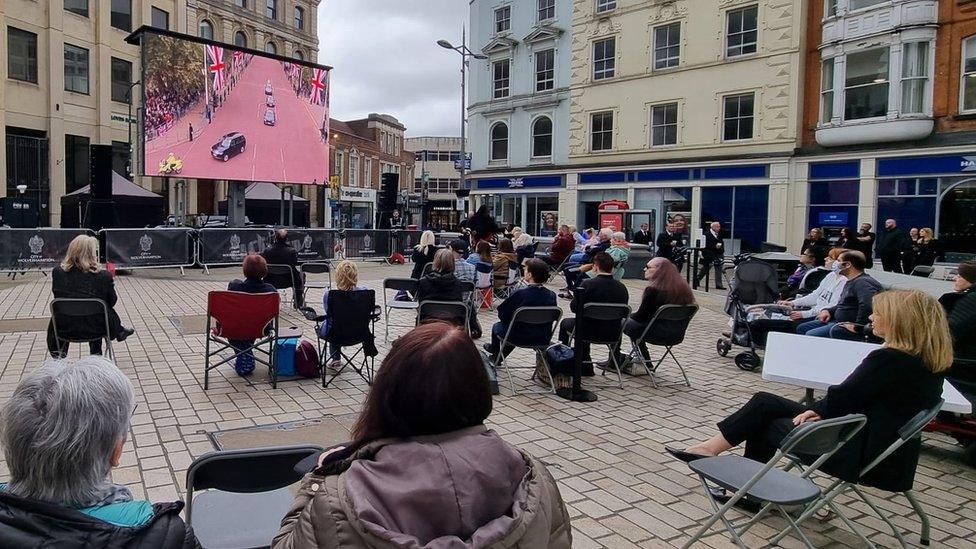 Crowds gather in Wolverhampton to watch the Queen's funeral