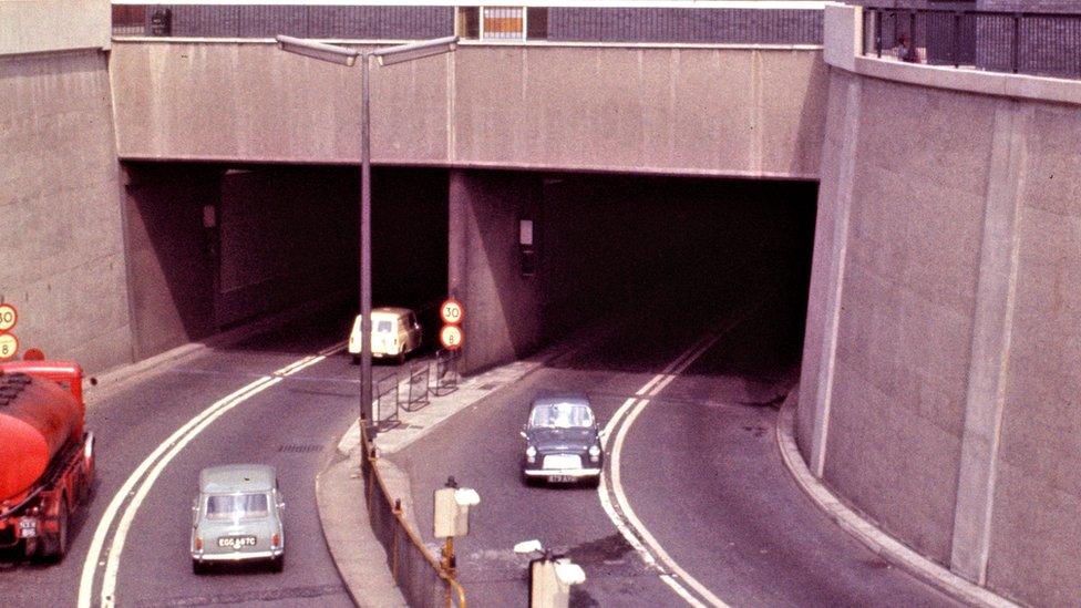 Clyde Tunnel south approach 1964