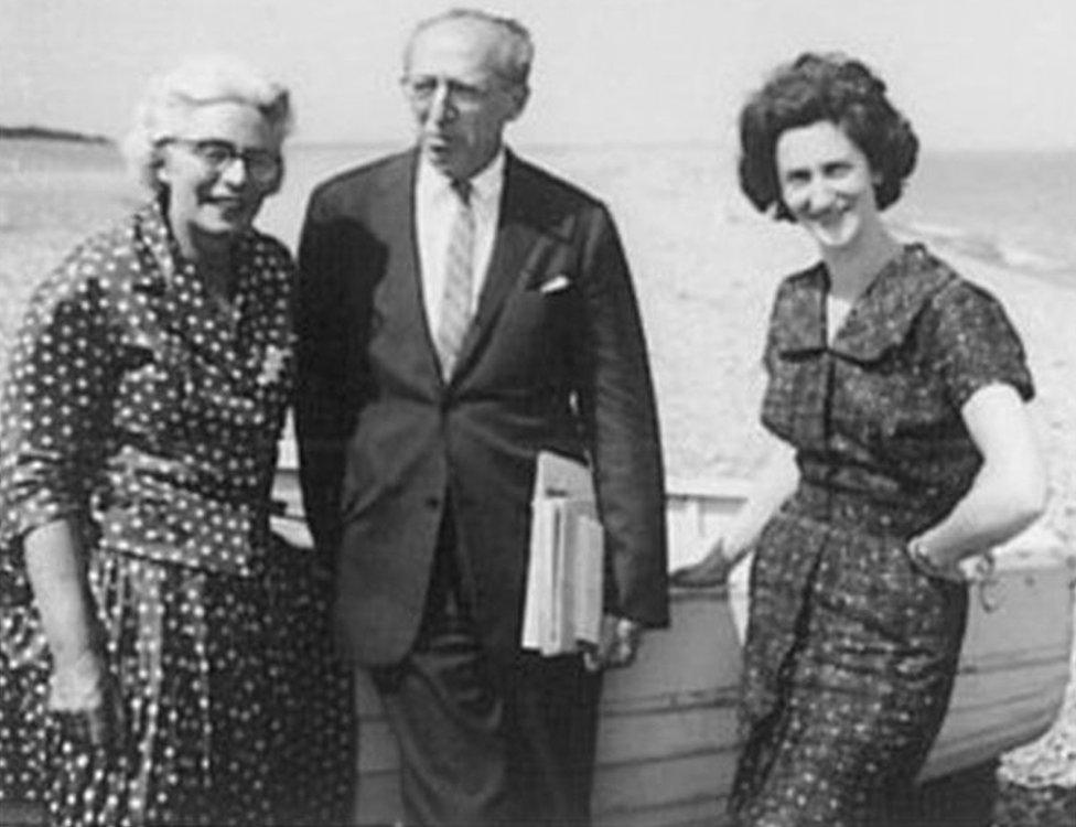 Elizabeth Maconchy, Aaron Copland and Thea on Aldeburgh Beach in 1960