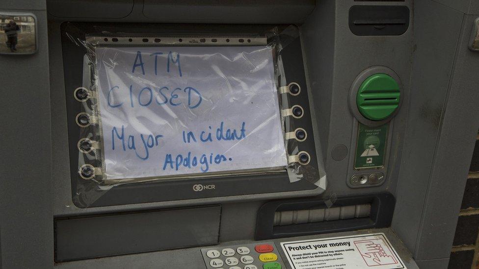 Lloyds bank raid