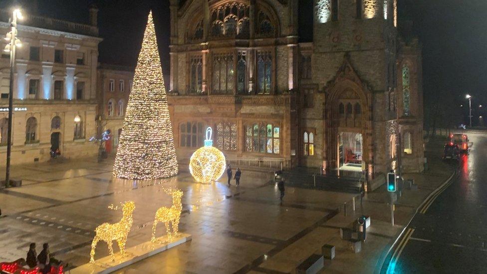 Guildhall Square