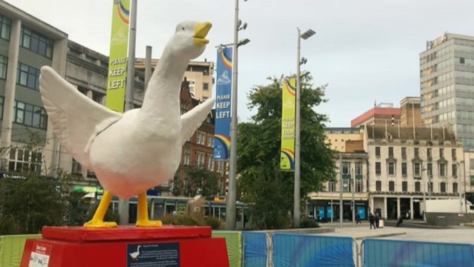 Goosey the Goose Fair goose