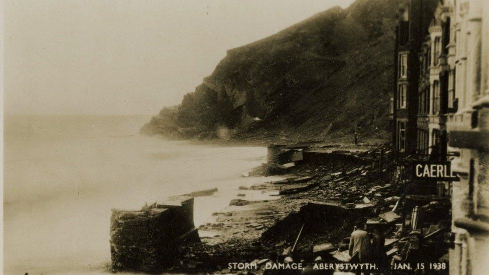 Difrod storm, Teras Victoria, Aberystwyth 1938