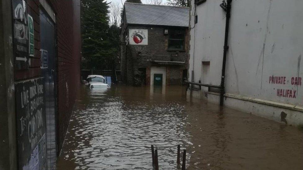 Clwb y Bont, Pontypridd