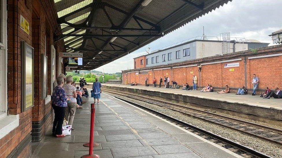 Passengers at Worcester Foregate Street