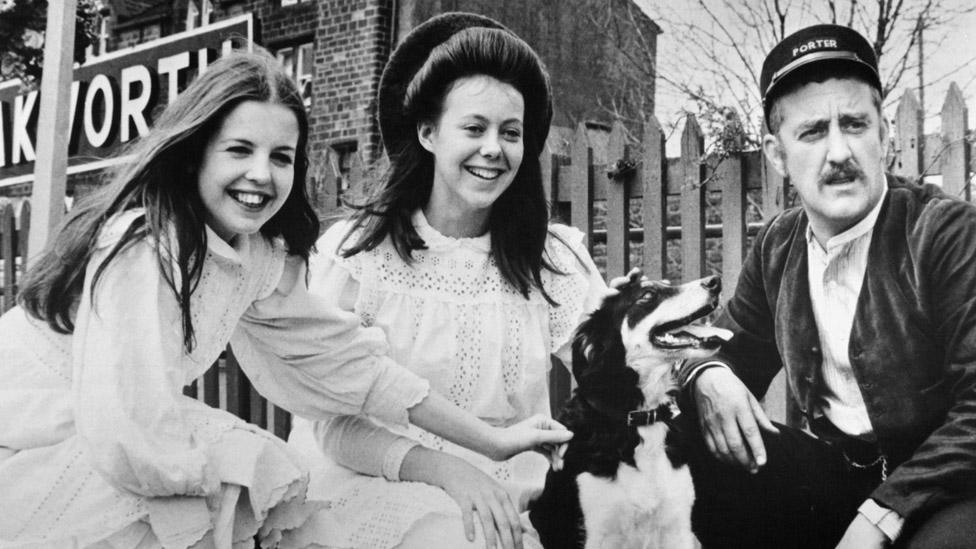 Sally Thomsett and Jenny Agutter meet Bernard Cribbins in a scene from the film The Railway Children