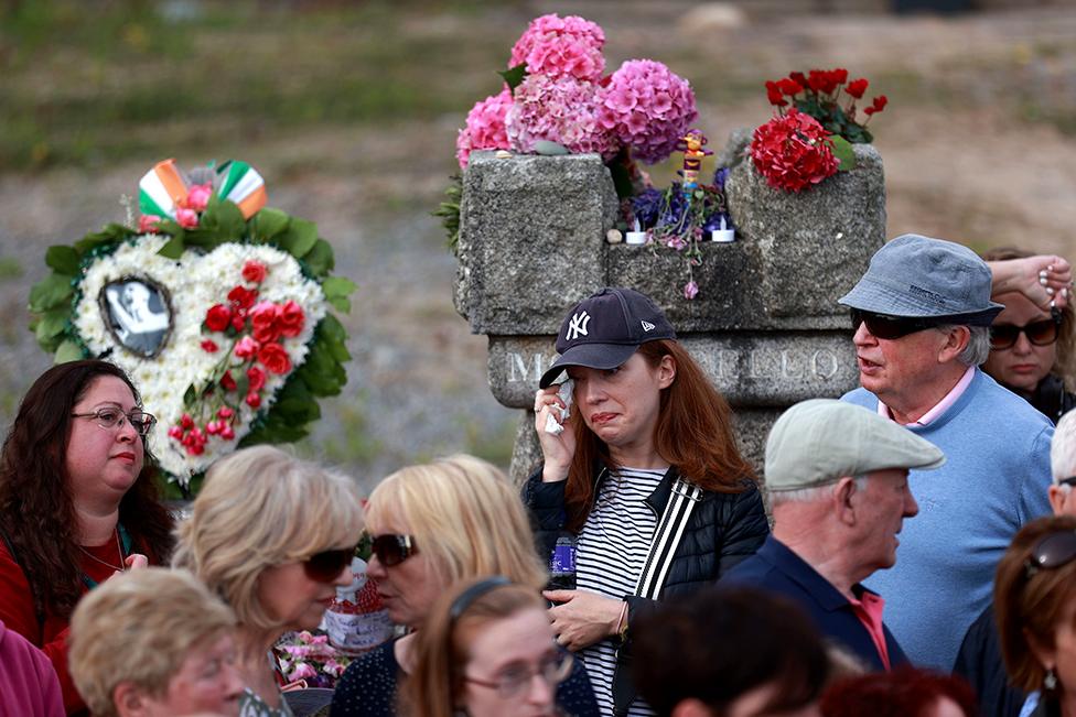 Mourners pay tribute to Sinéad O'Connor in Bray on 8 August 2023