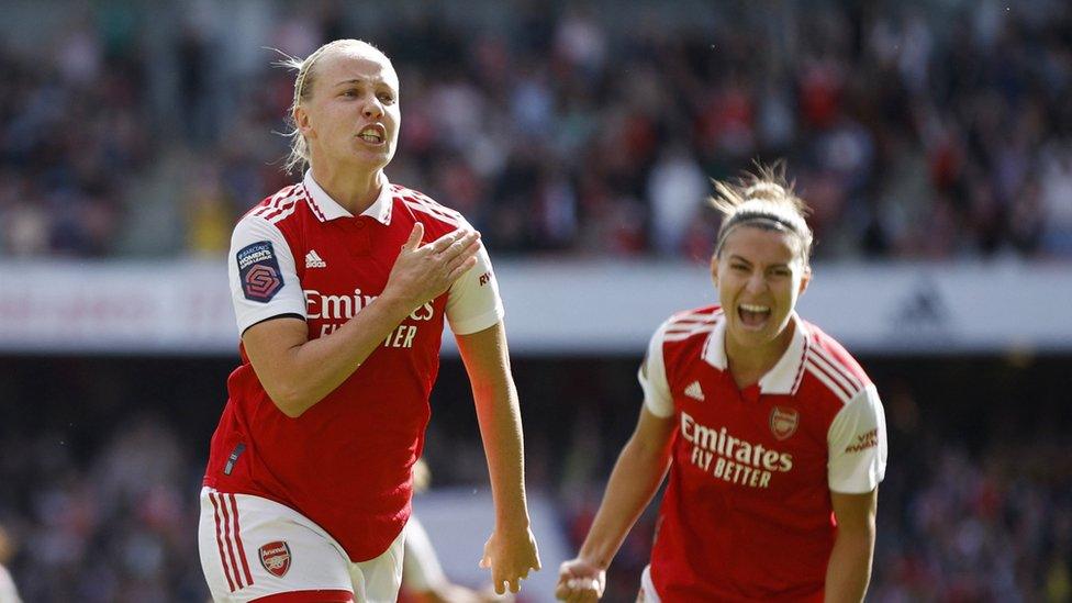 Beth Mead celebrating a goal