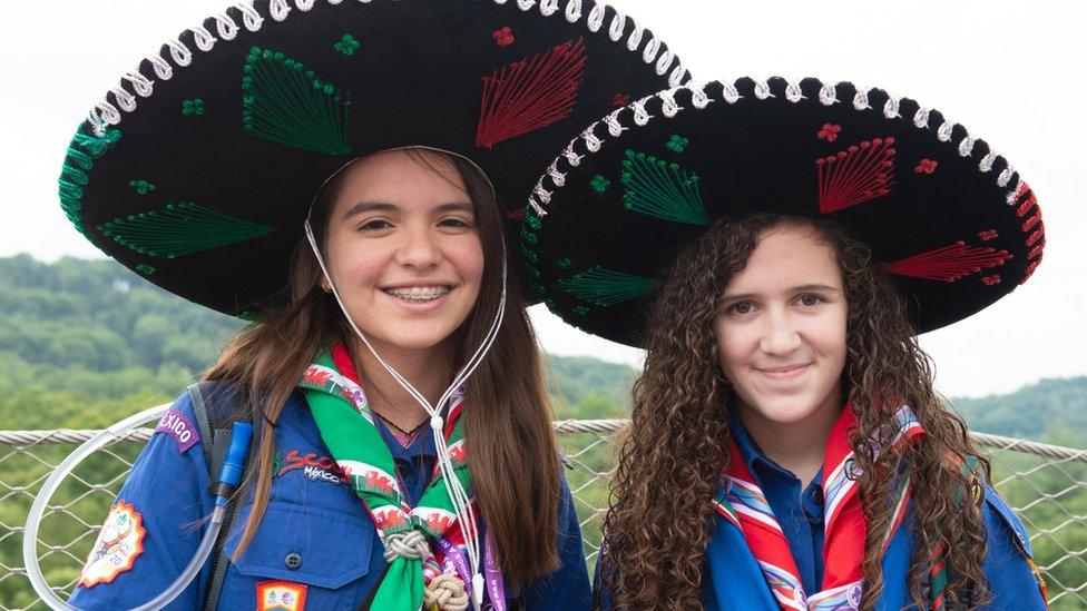 girls-at-the-jamboree.