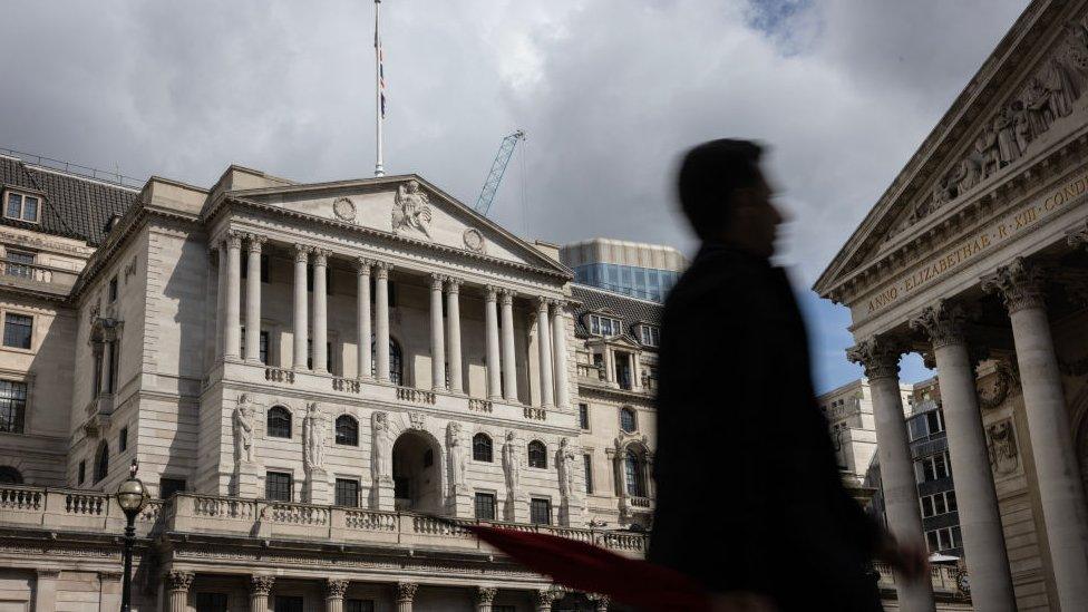 photo shows the bank of england