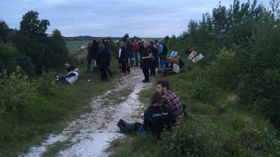 People on the Devil's Dyke at Newmarket Racecourses