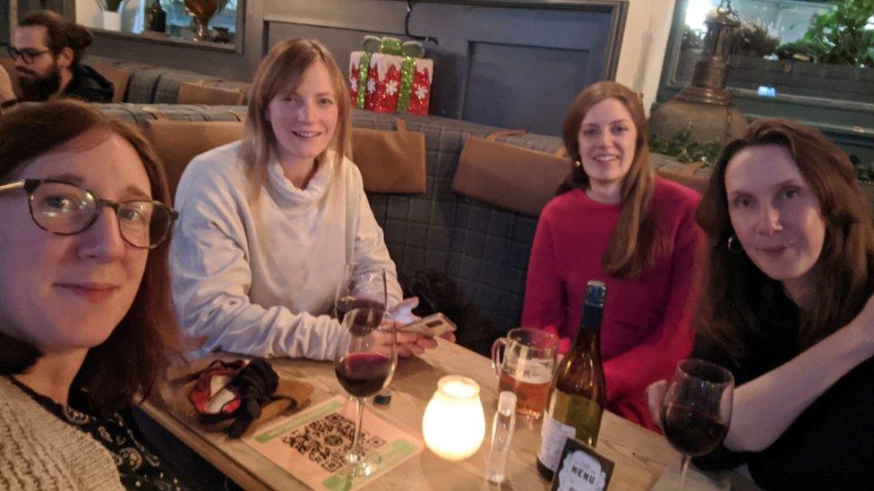 Becky (front) with Quizogyny quizmates