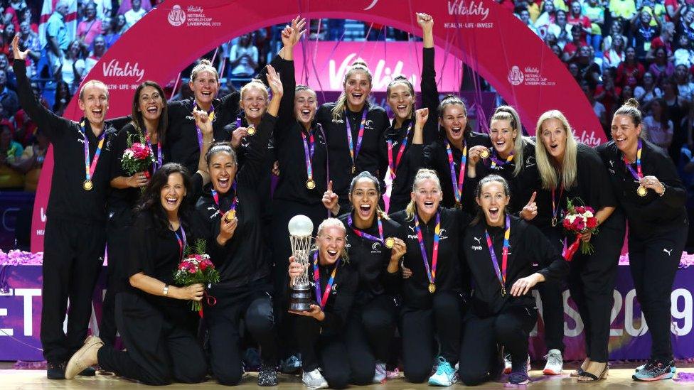 new-zealand-netball-team