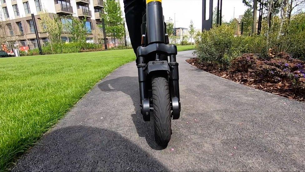 E scooter