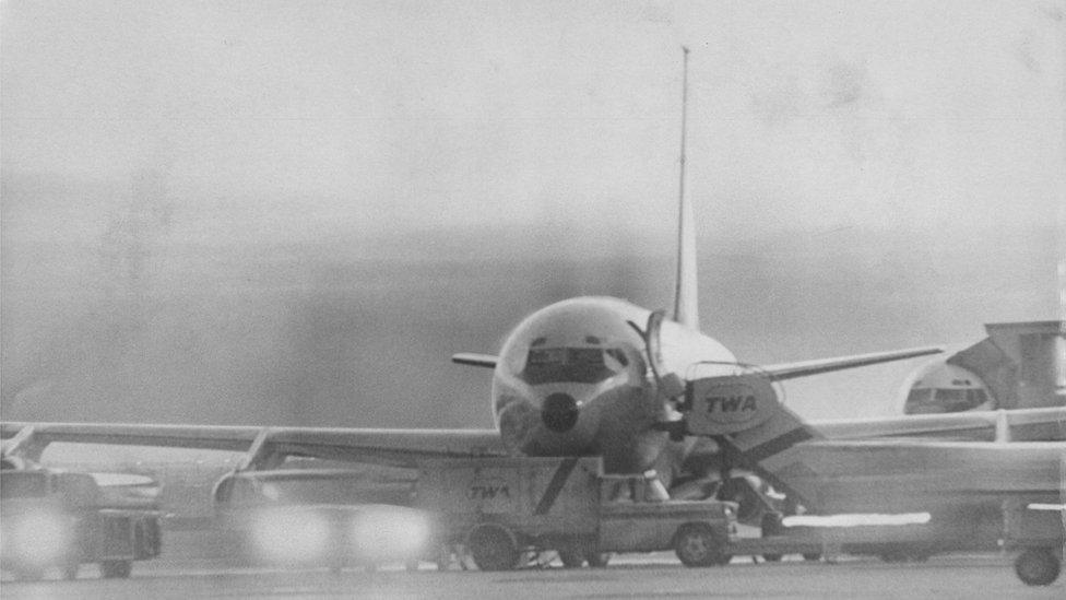 TWA85 on the runway in Denver, 31 October 1969