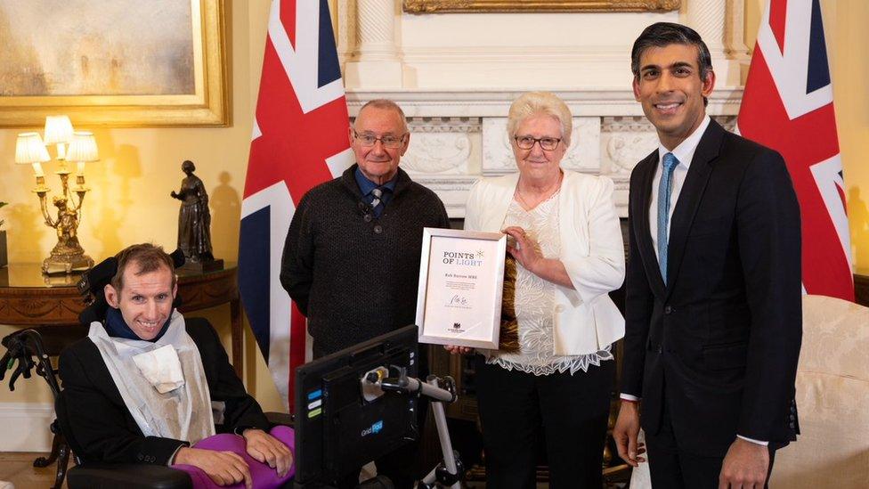 Rob Burrow and parents with Rishi Sunak