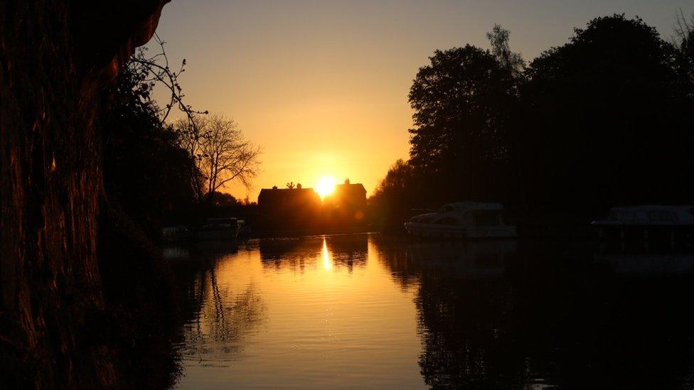 Sunrise St Helen's Wharf, Abingdon