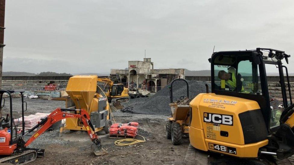 Construction work at Grange Lido